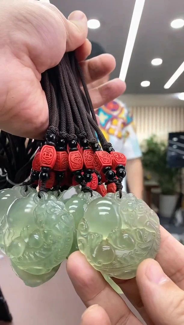 【闪购商品】岫玉貔丘吊坠未镶嵌多样式发货随机发一