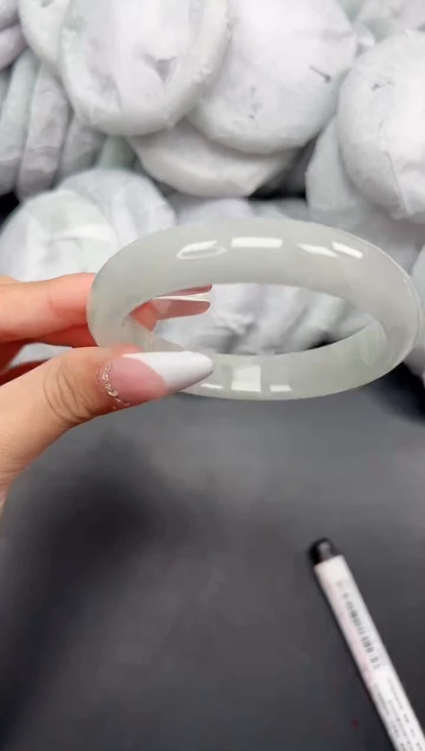 精品手镯，一物一拍K-008