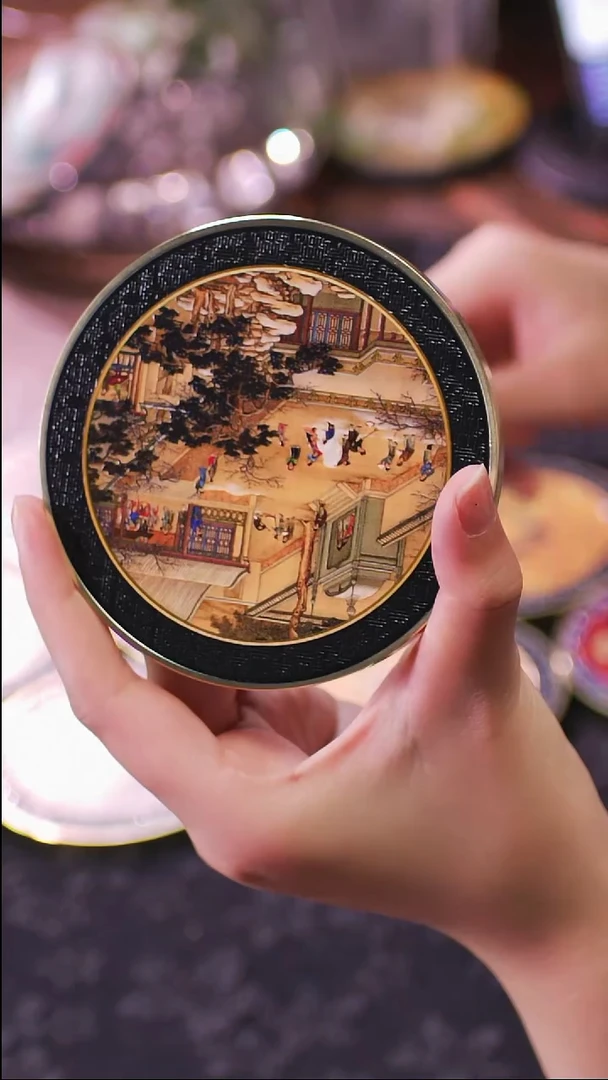 壹藏贰宝十二月月令图案铜圈杯垫一片