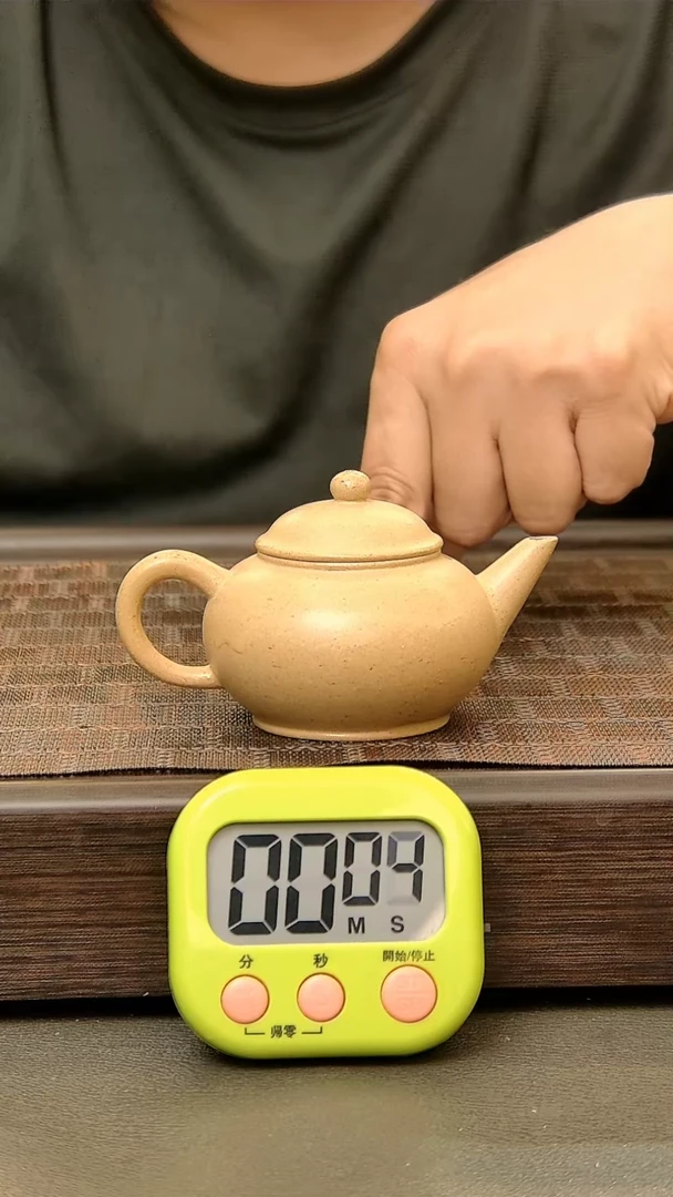 茶盏766=。。。。。。。