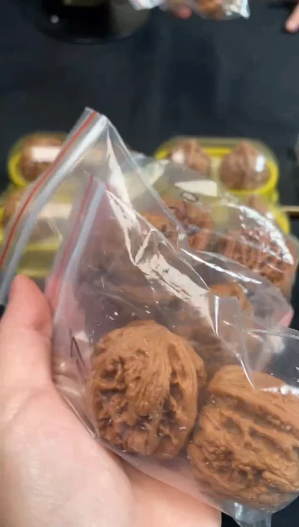 把件文玩核桃大粗筋39/40尺随机发
