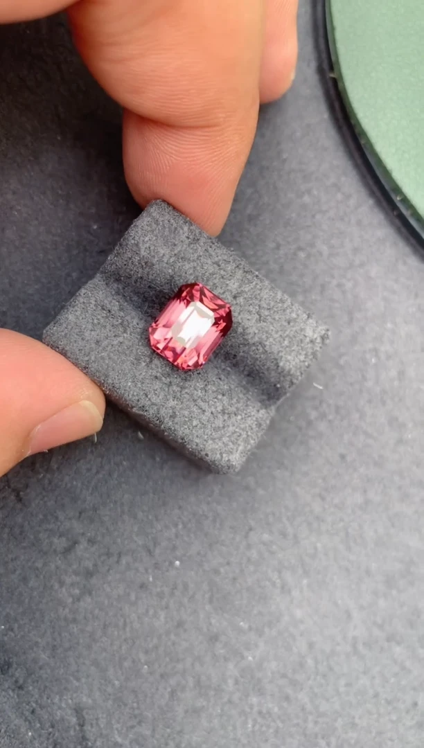 石榴石裸石未镶嵌5.6ct石榴石AC