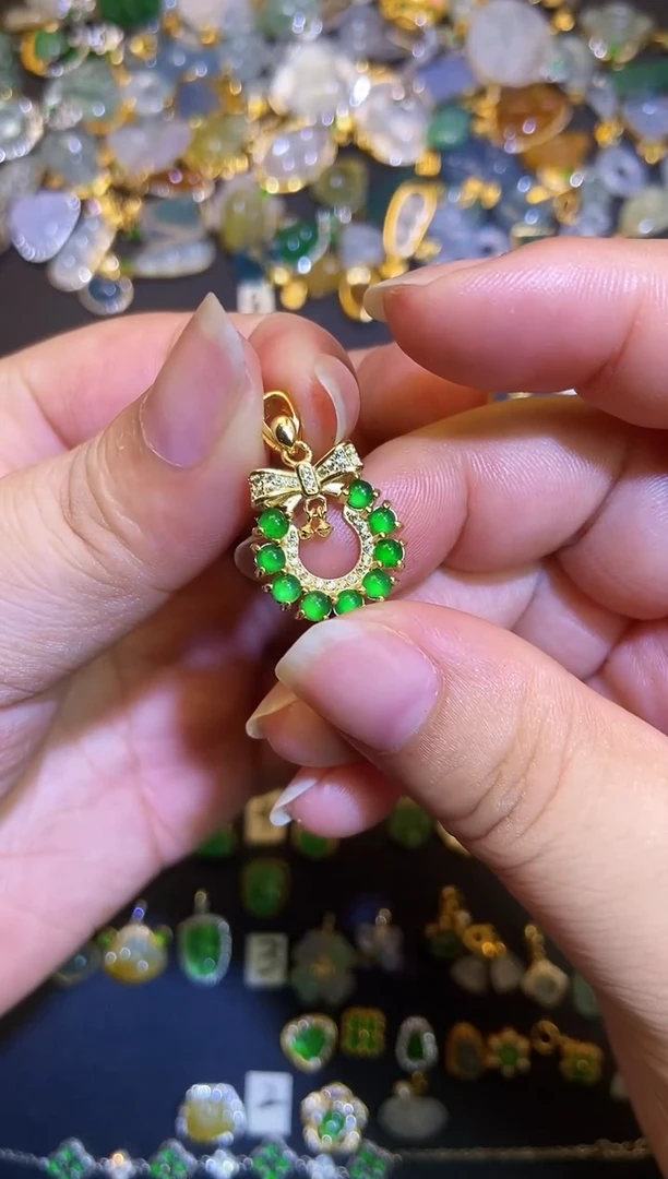 翡翠银S925镶嵌吊坠(不含链)随****》1