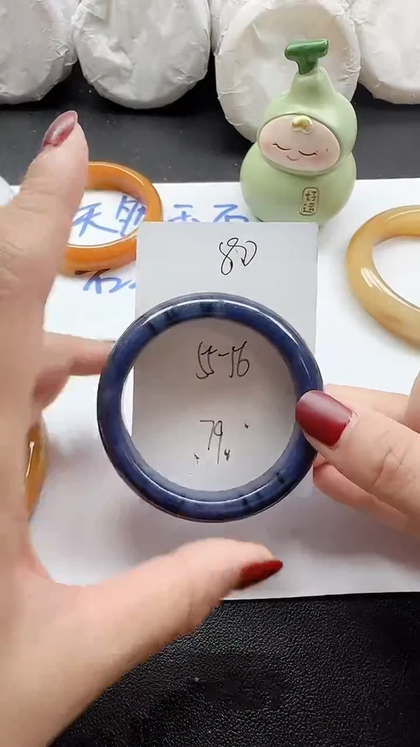 未镶嵌手镯石英质玉80+5556