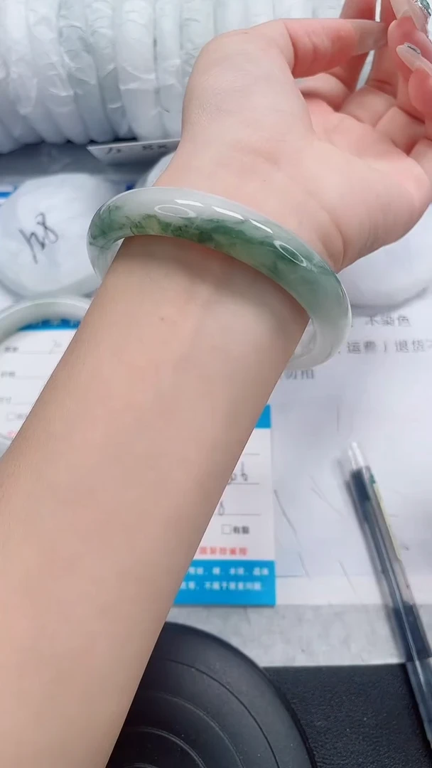 未镶嵌手镯石英质玉21-60/61