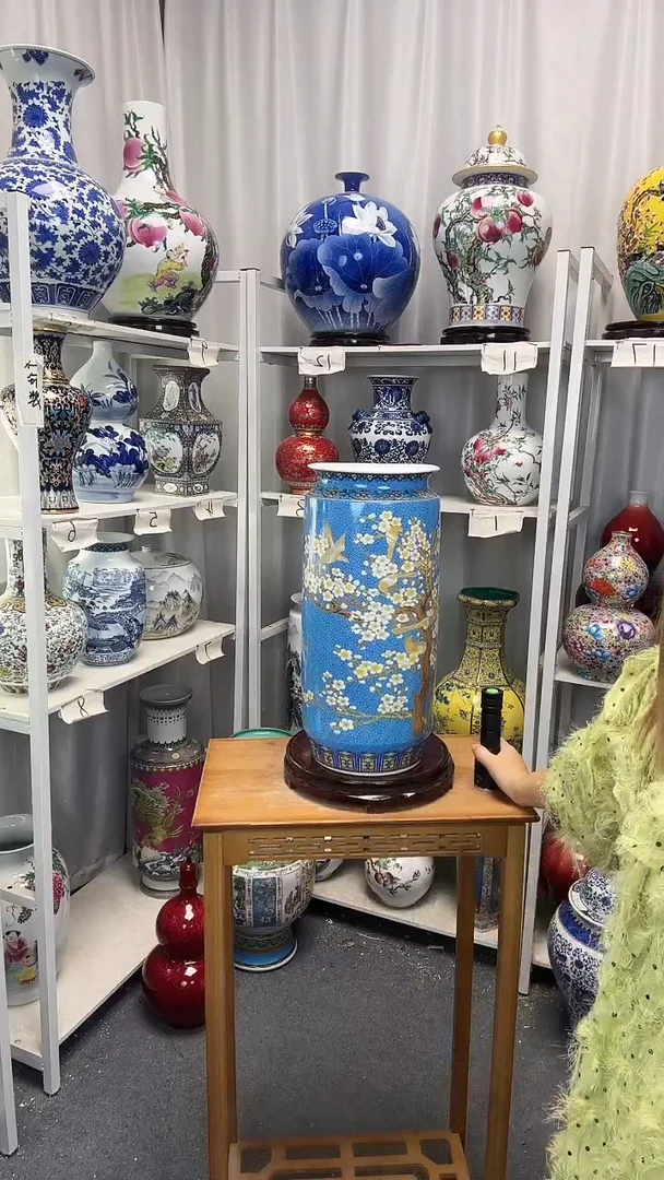 摆件景德镇珐琅彩画卷缸