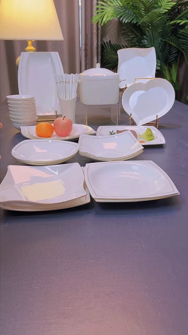 45%以上骨粉骨瓷8英寸天元贵龙三角各2个折纸方碟各1个