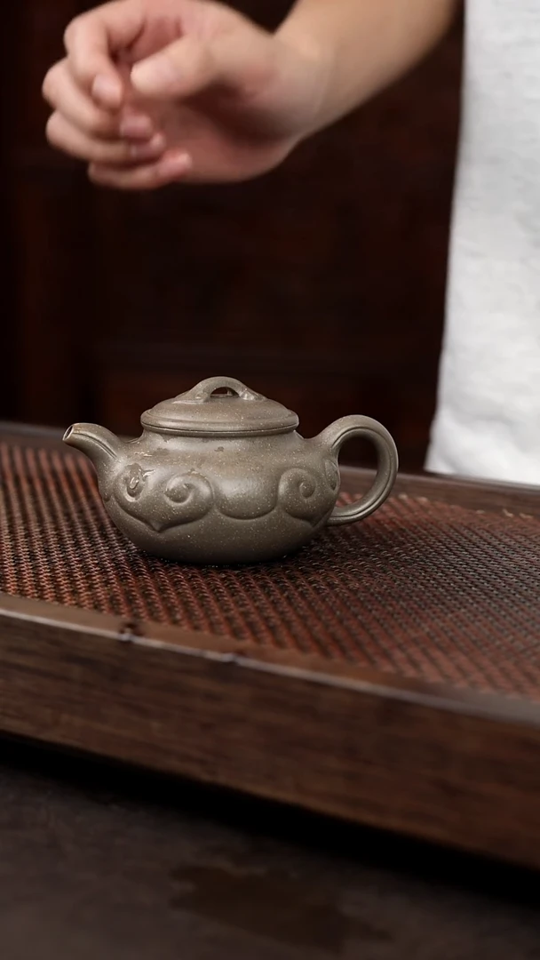 茶壶紫砂用****2青灰泥仿古如意