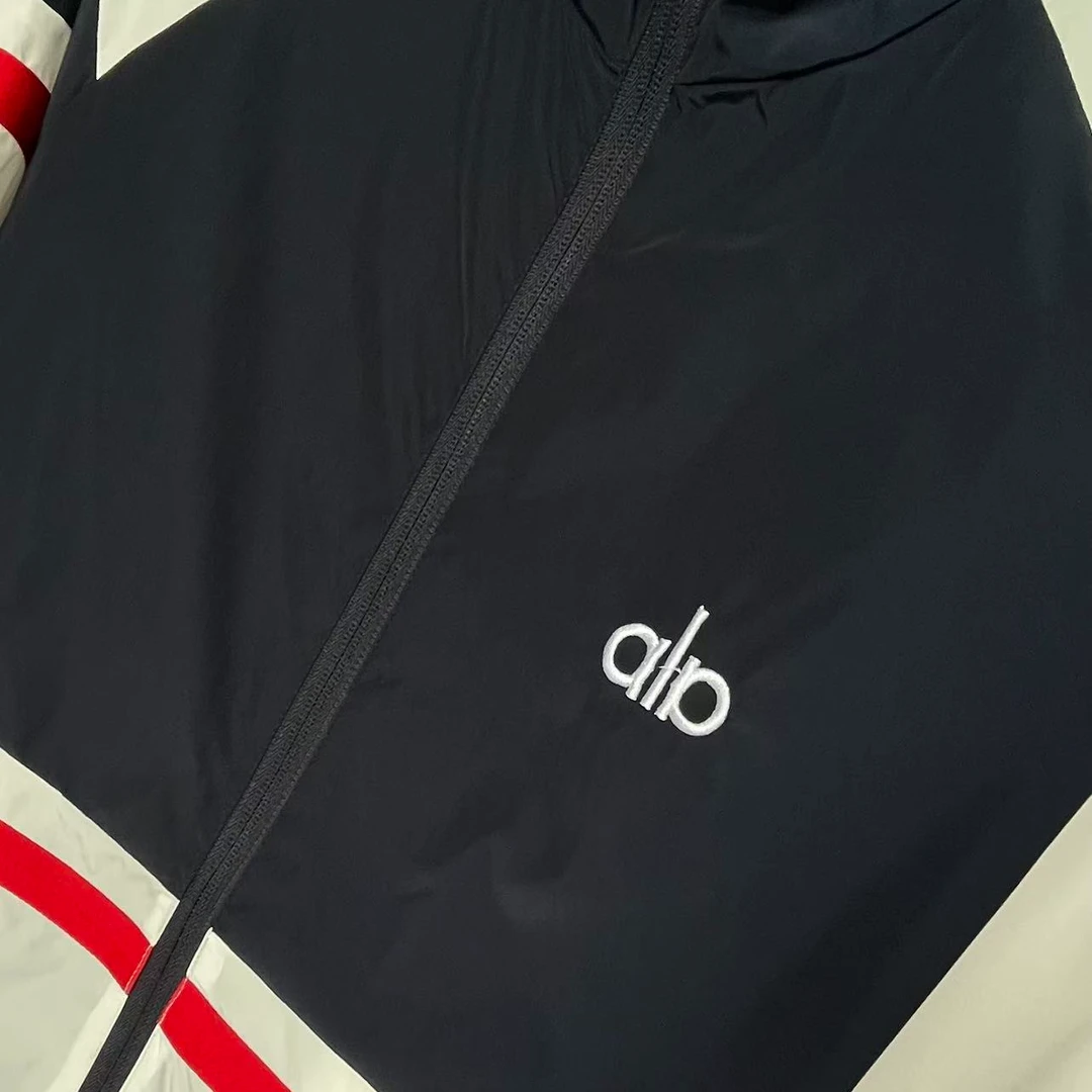 男士简约常规款长袖拼色外套修身百搭休闲上衣