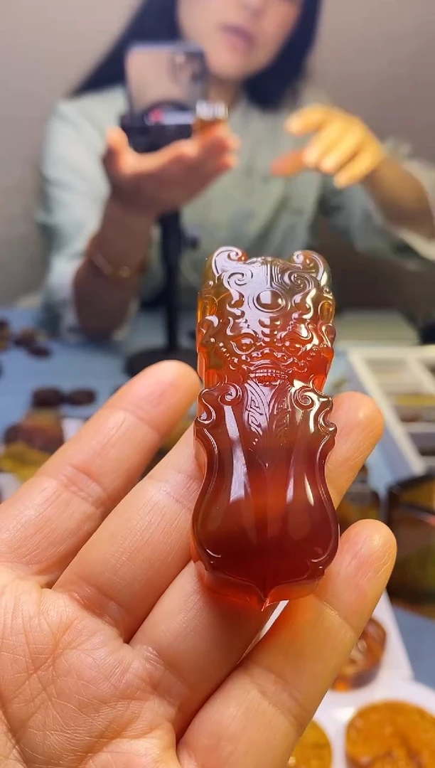 琥珀颈饰未镶嵌SN59-33（仿古貔貅）
