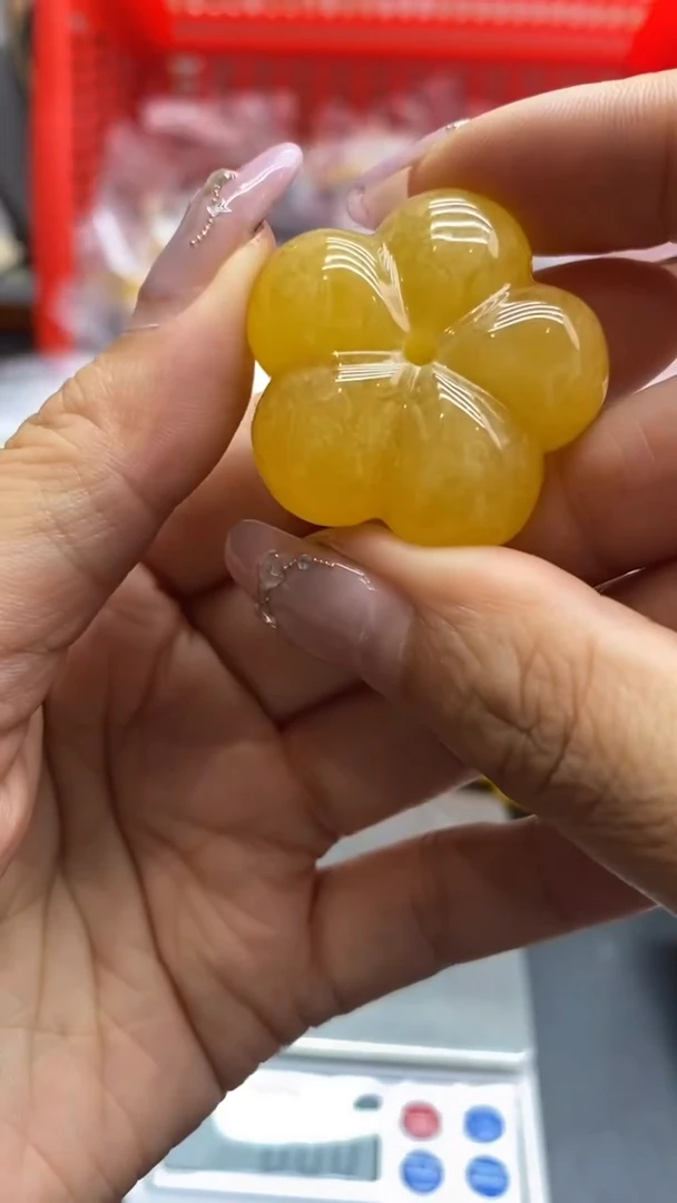 琥珀未镶嵌珠宝奇石32