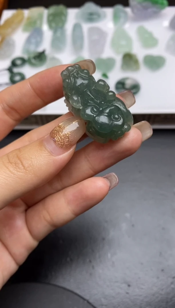 【闪购商品】定制翡翠未镶嵌翡翠毛货~