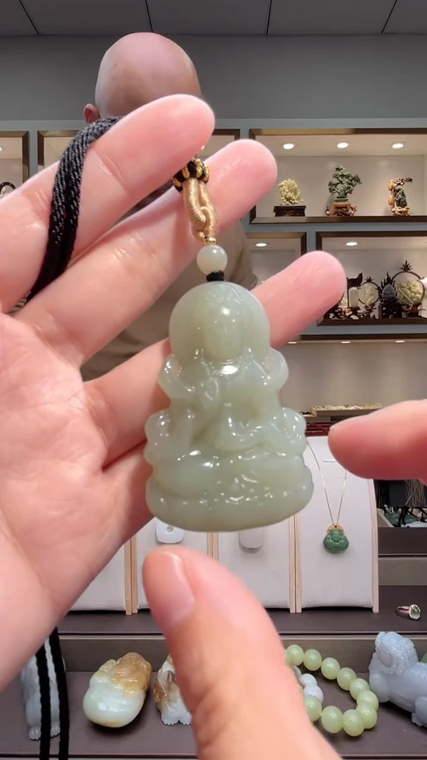 颈饰未镶嵌和田玉苏