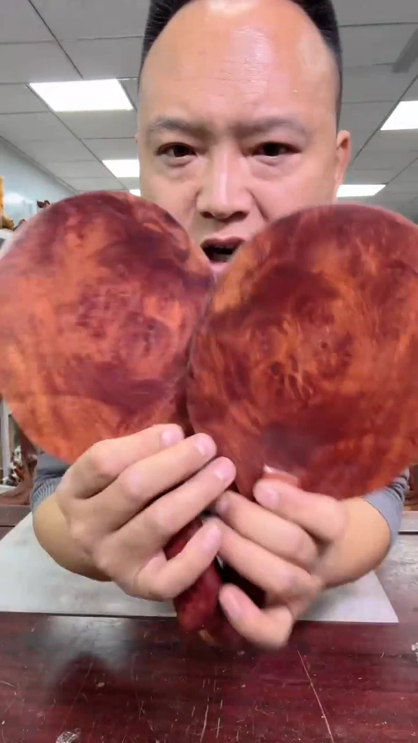 【闪购商品】花梨木类木雕工艺品8888888