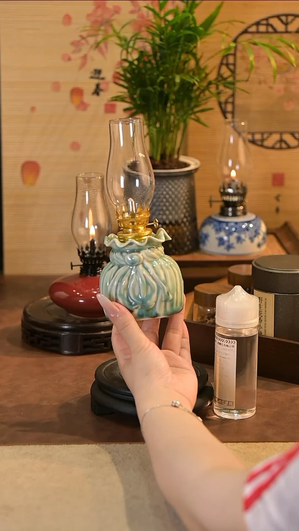 景德镇陶瓷油灯摆件