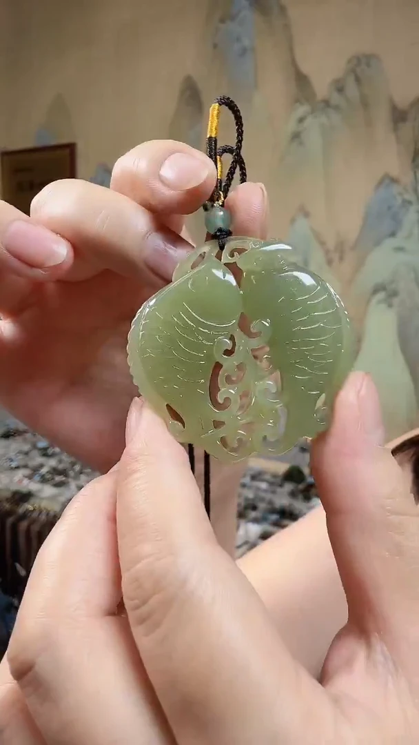 颈饰未镶嵌和田玉.