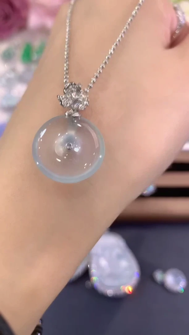 吊坠(不含链)18K金镶嵌翡翠q115