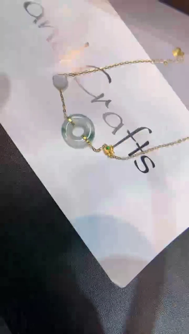 18K金镶嵌手链翡翠手链