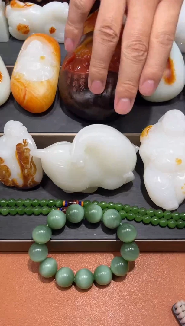 未镶嵌和田玉把件顺****6和田玉