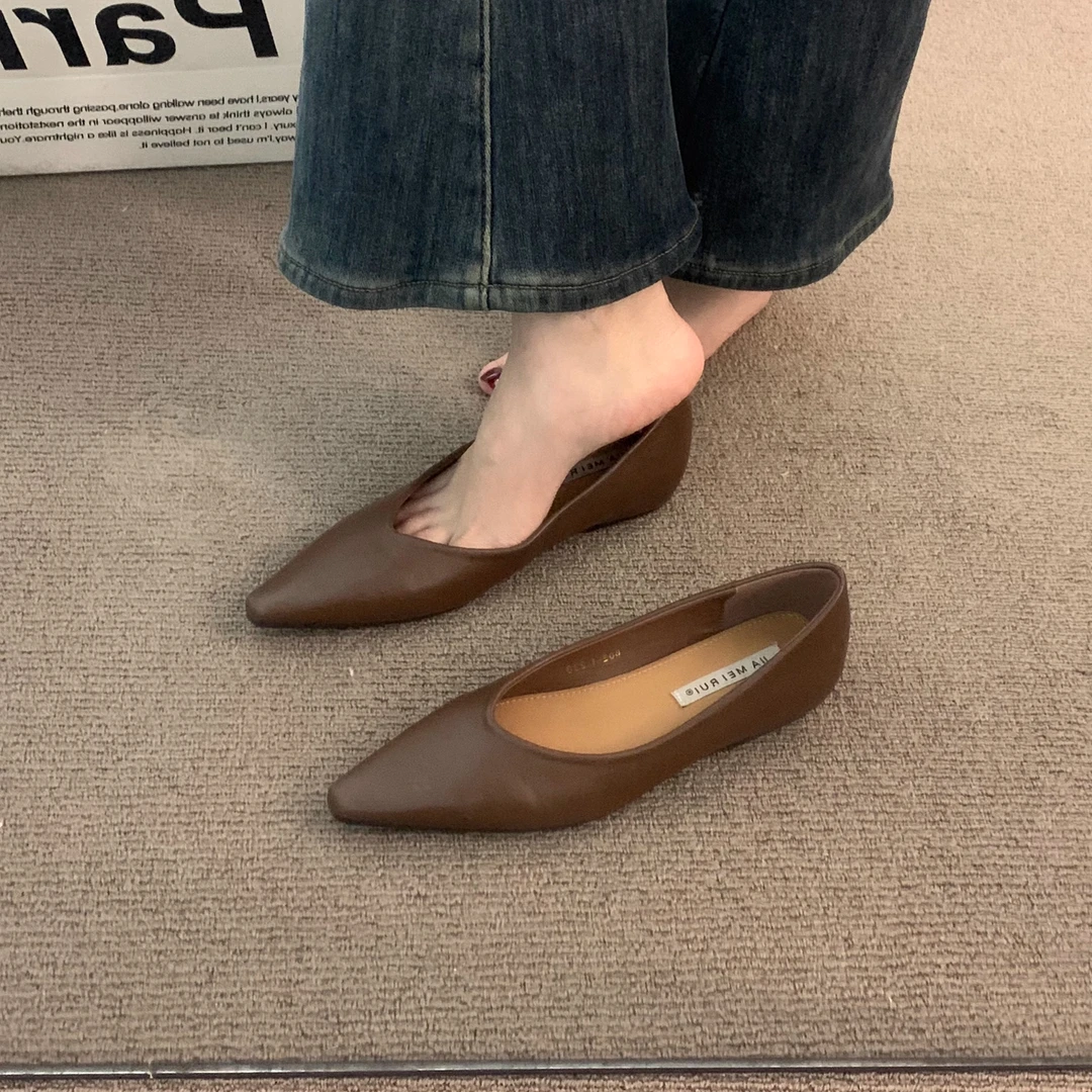 内增高小众法式尖头棕色单鞋女鞋2025新款春季气质通勤晚晚奶奶鞋
