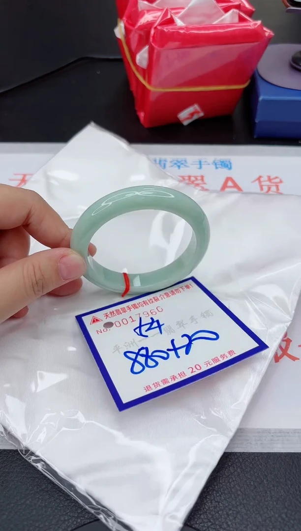 翡翠手镯未镶嵌111111111