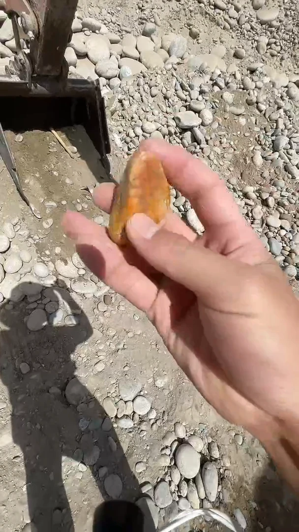 颈饰未镶嵌和田玉知*41
