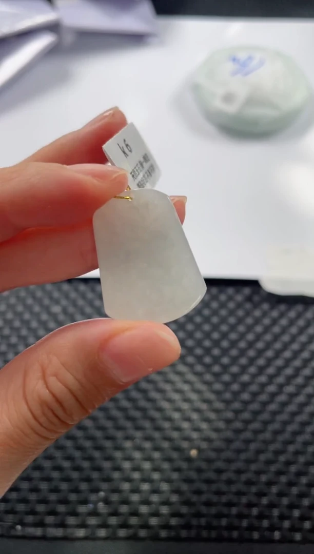 颈饰未镶嵌翡翠0464