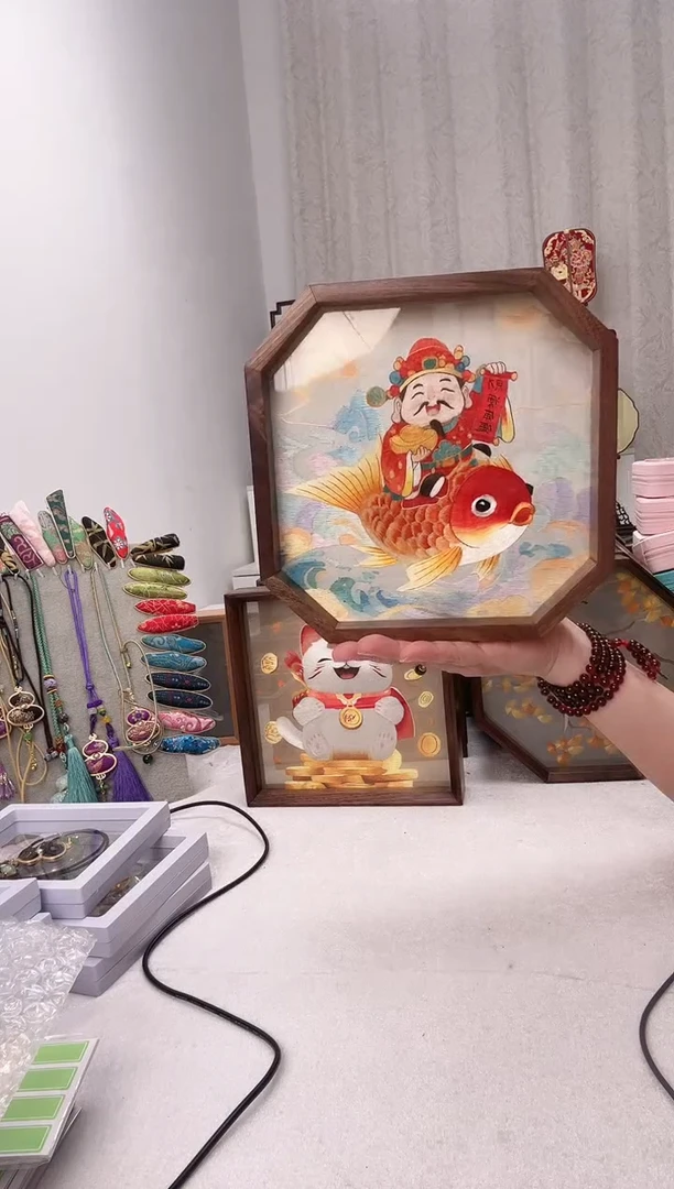 扇子苏绣作品手工摆台