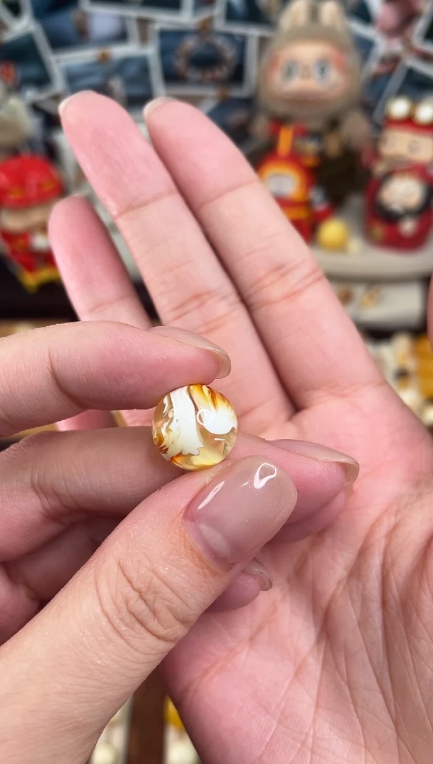 裸石琥珀未镶嵌?蜜蜡