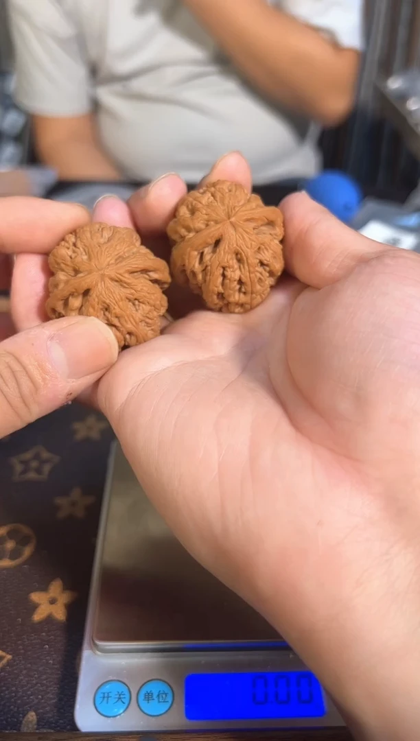 把件核桃全品小粗筋核桃