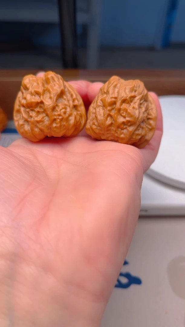 【闪购商品】文玩核桃把件40蛤蟆头