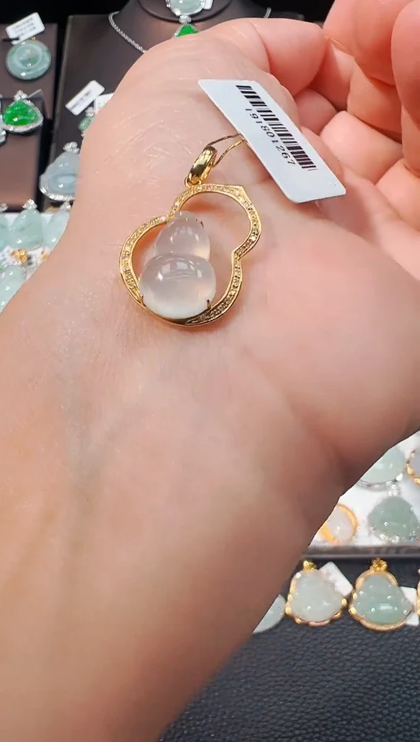 吊坠(不含链)18K金镶嵌翡翠葫芦吊坠1267