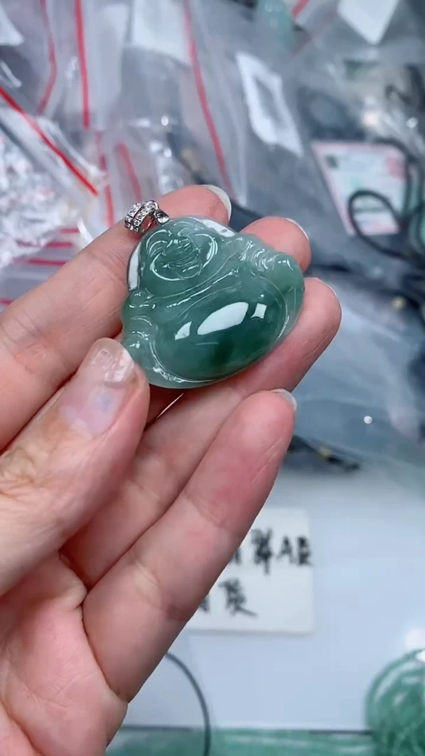 颈饰银S925镶嵌翡翠吊坠