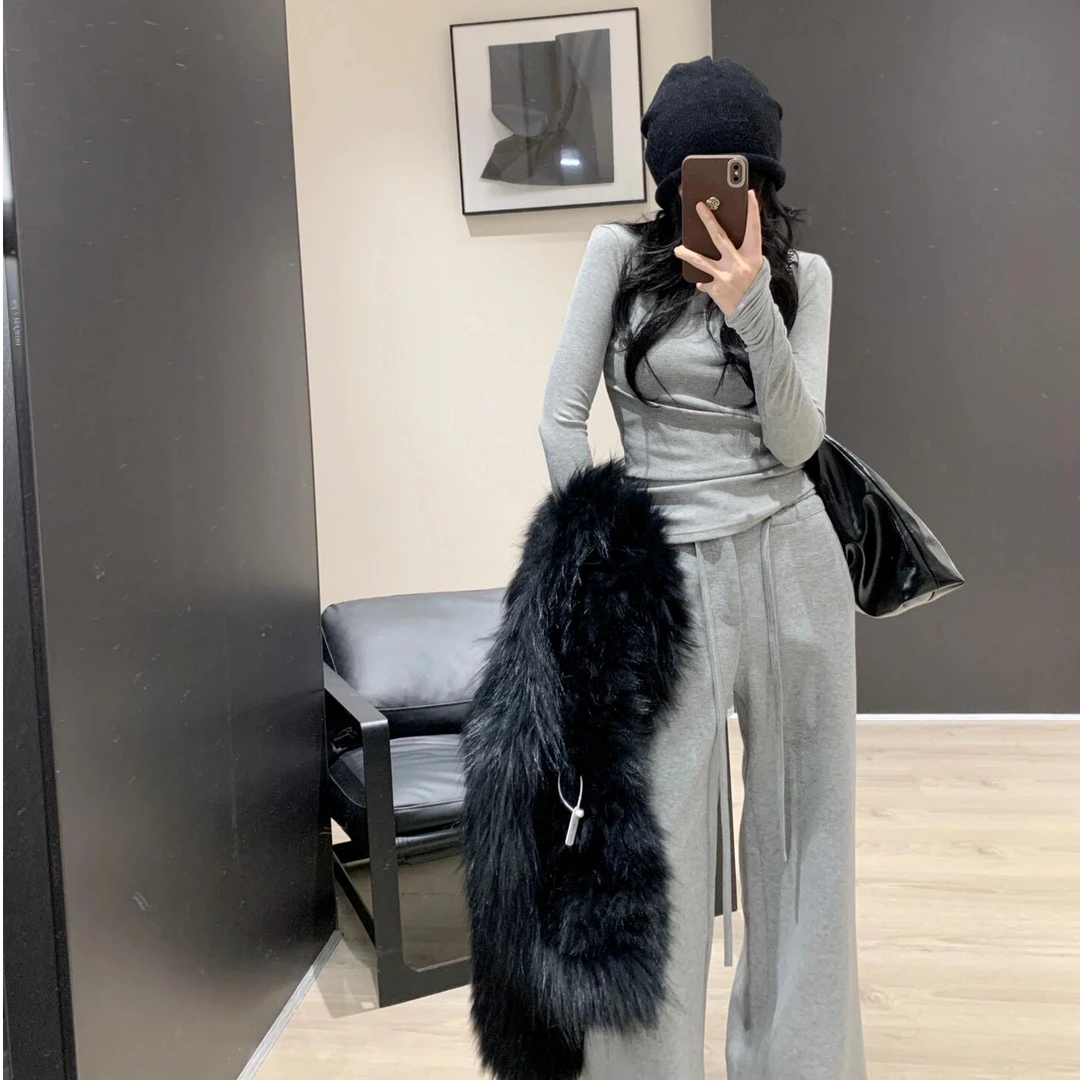 简约气质松弛感套装2025新款修身长袖连帽上衣搭高腰休闲裤两件套