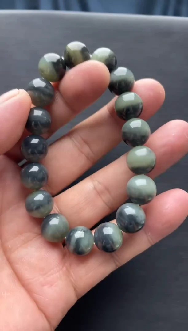 手串未镶嵌和田玉拾*者和田玉卡12