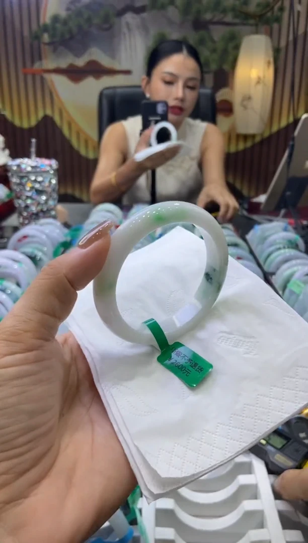 未镶嵌手镯翡翠00004163