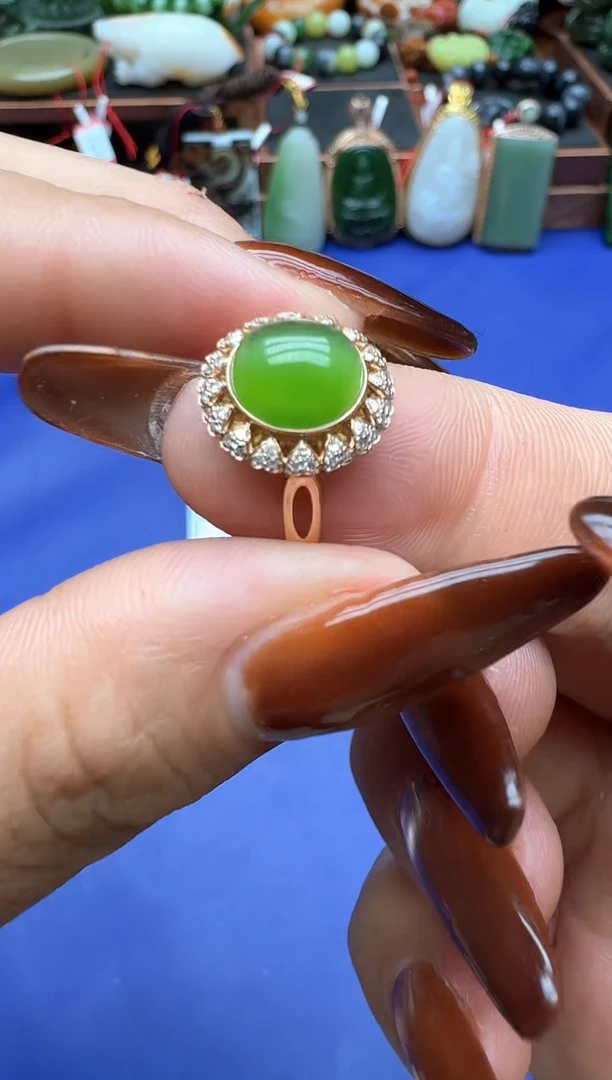 【闪购商品】和田玉戒指18K金镶嵌eb