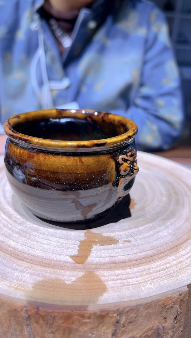 杯子胖***玩原生态原矿乌金虎头缸