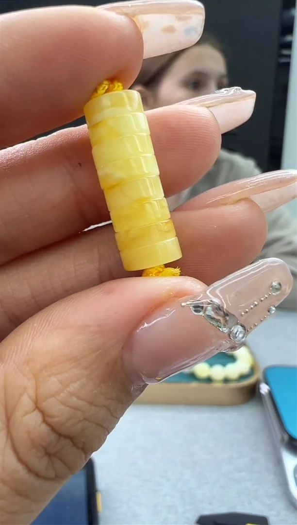 【闪购商品】琥珀颈饰未镶嵌106秒拍号7mm