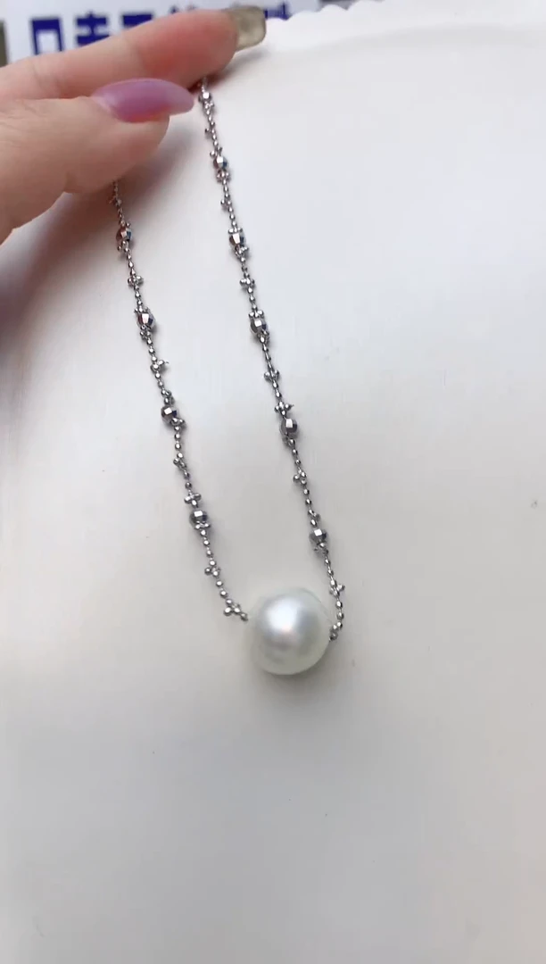 颈饰银S925镶嵌海水珍珠A135