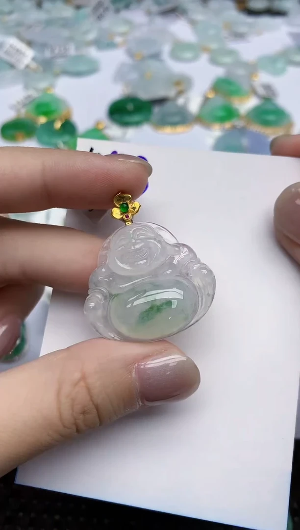 【闪购商品】翡翠颈饰18K金镶嵌天然翡翠A货