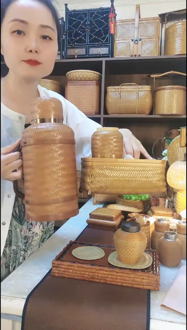 有机玻璃热水壶、纸巾盒、茶叶罐