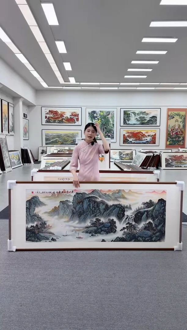 国画手绘  春山富水  219*88