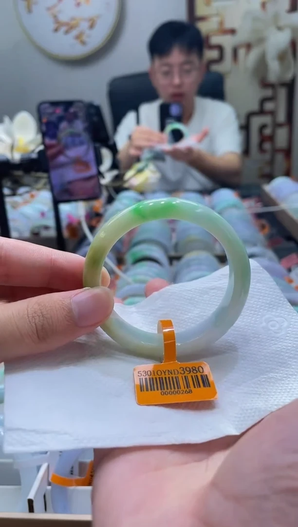 未镶嵌手镯翡翠110-53