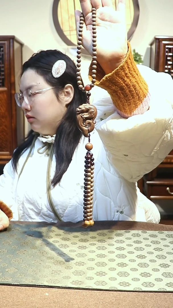 金丝楠阴沉木祥龙车挂