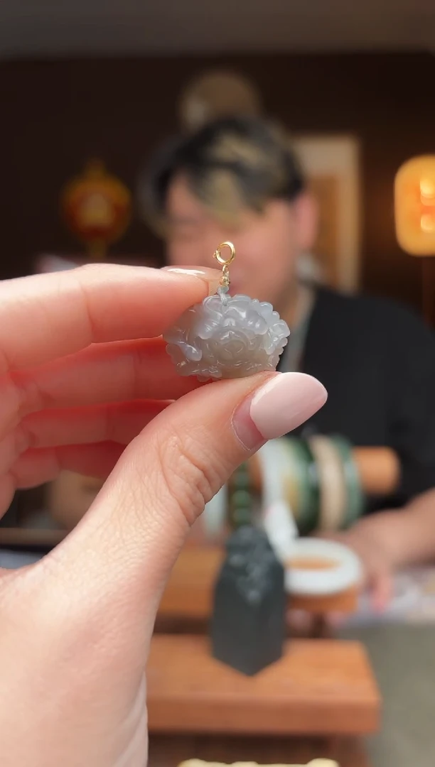 未镶嵌和田玉挂件hh45-牡丹