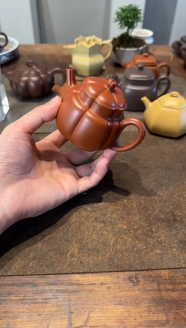 茶壶紫砂瑞*琦繁花 朱泥