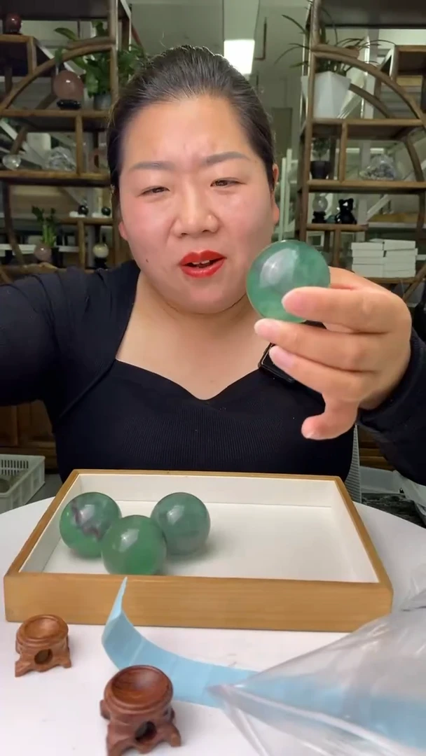 球未镶嵌萤石萤石球D523多样性发其一160+