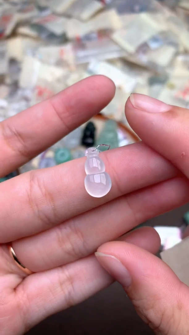 未镶嵌挂件翡翠一
