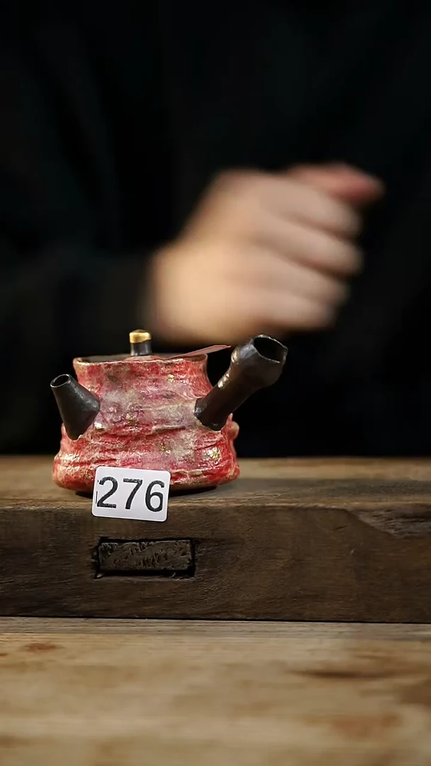 瓷片设计师手作！！！设计师系列！！！！岩矿泥点金系列侧把壶